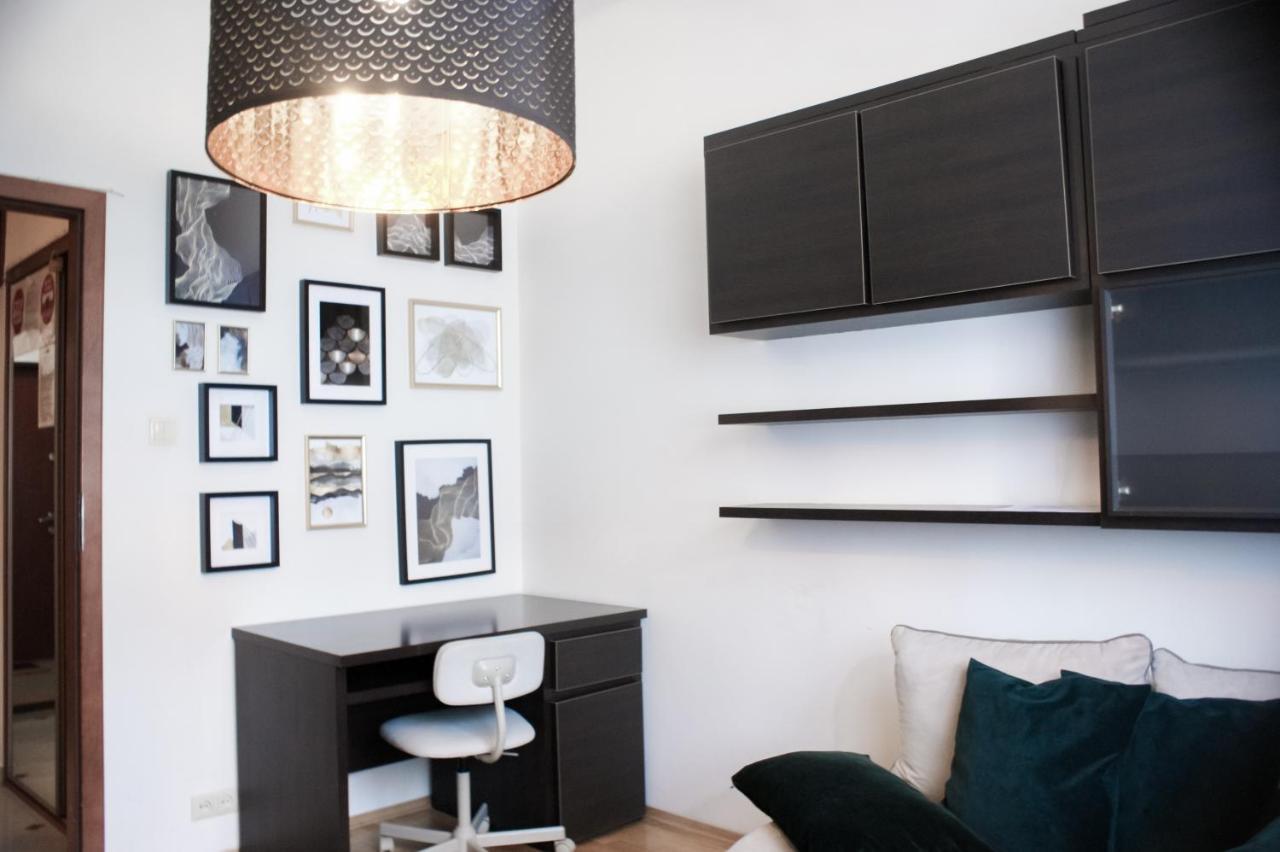 Euro-Room คราคูฟ ภายนอก รูปภาพ